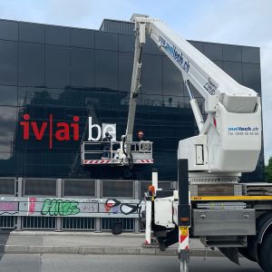 Austausch Fassadenbeschriftung IV-Stelle Bern.jpg